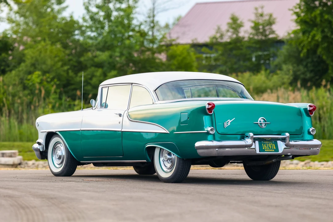 1955 Oldsmobile 88 - Image 16 of 31