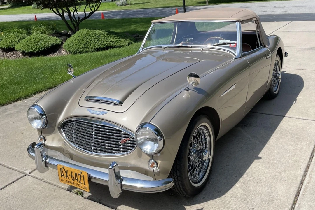 1957 Austin-Healey 100-6 - Image 2 of 31