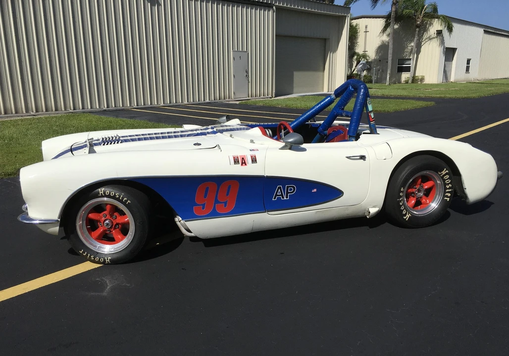 1957 Chevrolet Corvette C1 - Image 2 of 31