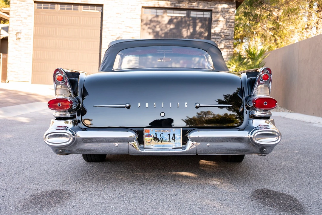 1957 Pontiac Star Chief - Image 15 of 31