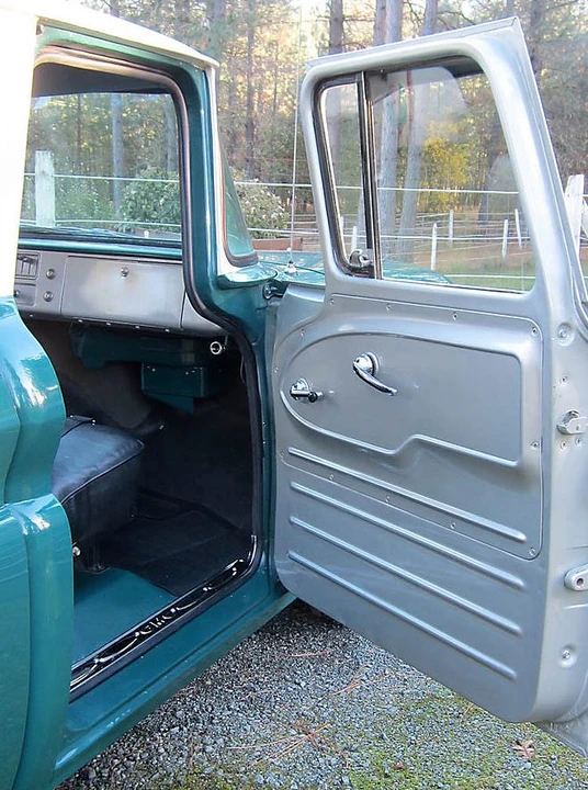 1961 GMC C/K 1st Gen - Image 16 of 31