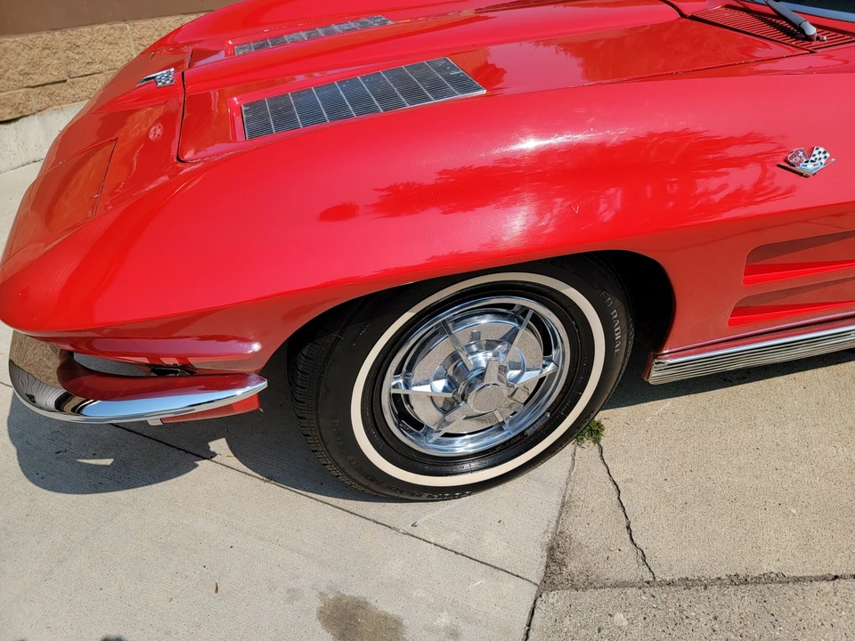 1963 Chevrolet Corvette C2 - Image 19 of 31