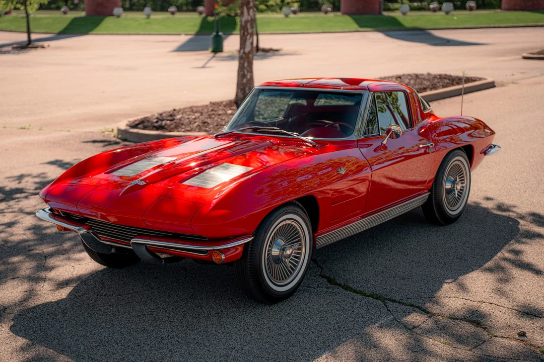 1963 Chevrolet Corvette C2 - Image 11 of 31