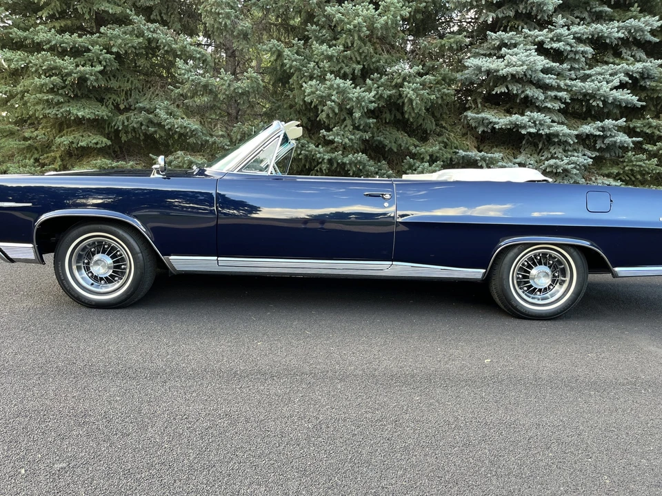1964 Pontiac Bonneville 2nd Gen - Image 13 of 31