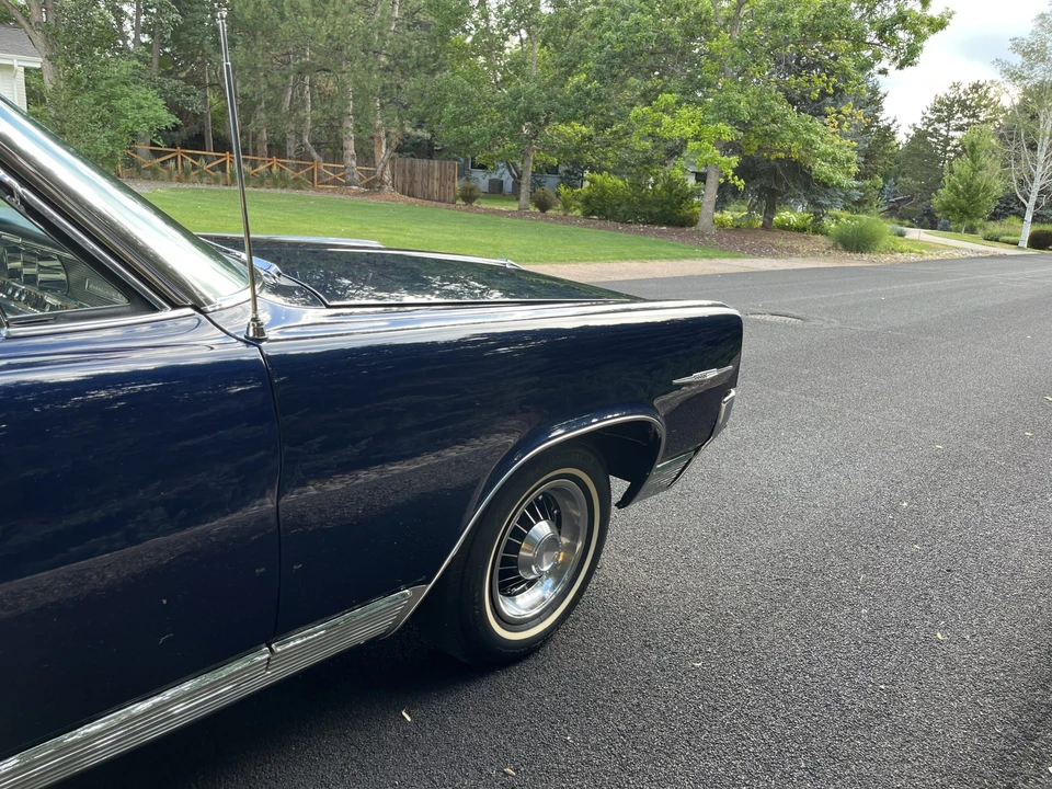1964 Pontiac Bonneville 2nd Gen - Image 9 of 31