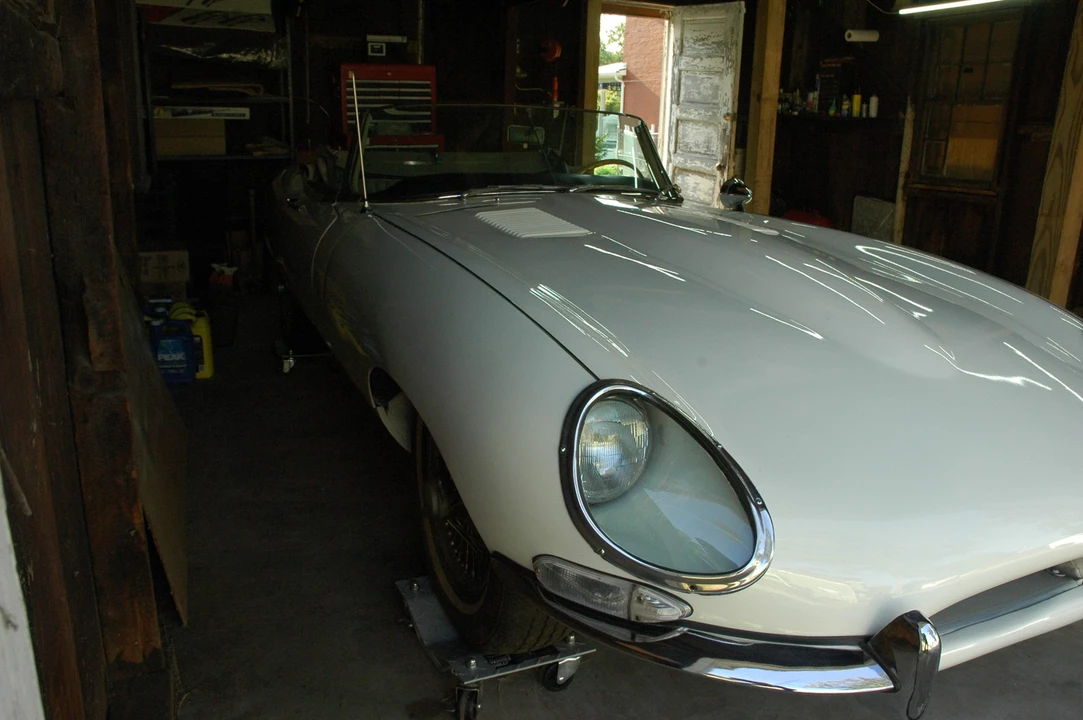 1965 Jaguar E-Type Series 1 - Image 18 of 31