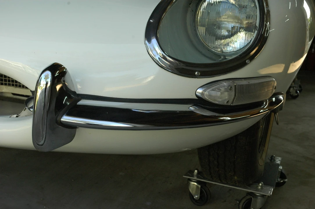 1965 Jaguar E-Type Series 1 - Image 28 of 31
