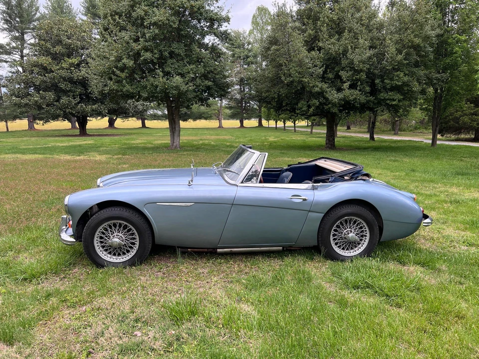 1966 Austin-Healey 3000 Mark III - Image 25 of 31