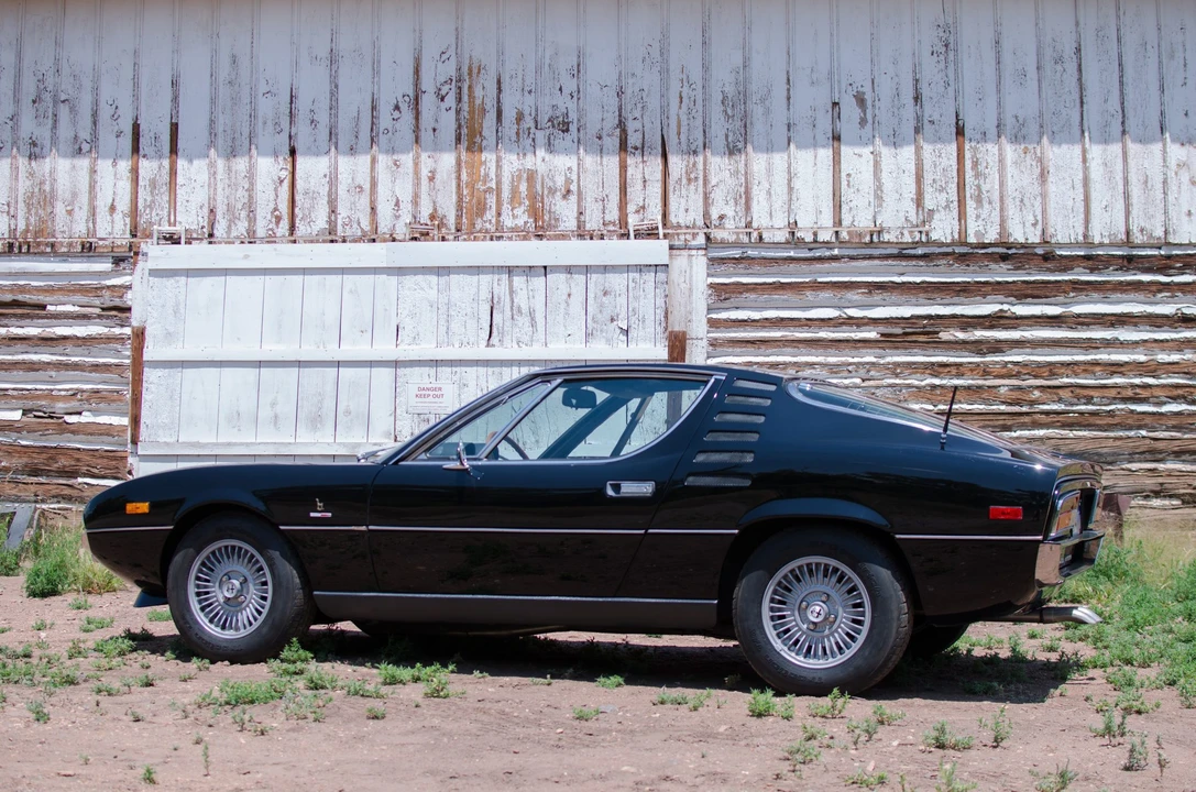 1972 Alfa Romeo Montreal - Image 14 of 31