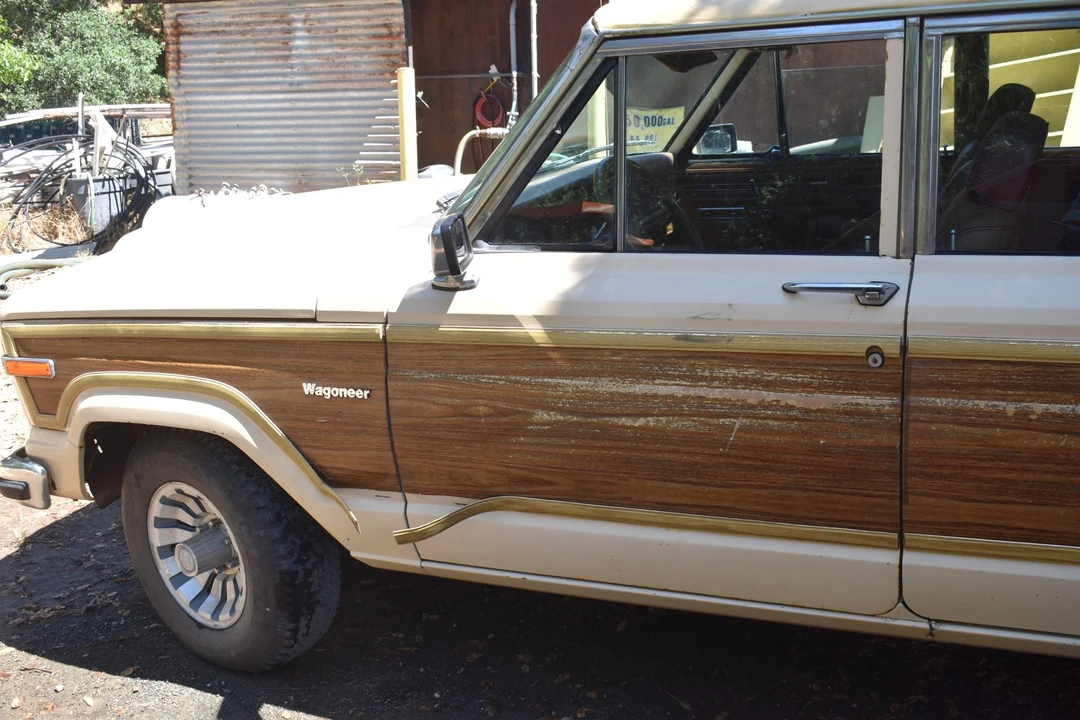 1982 Jeep SJ Wagoneer - Image 14 of 31