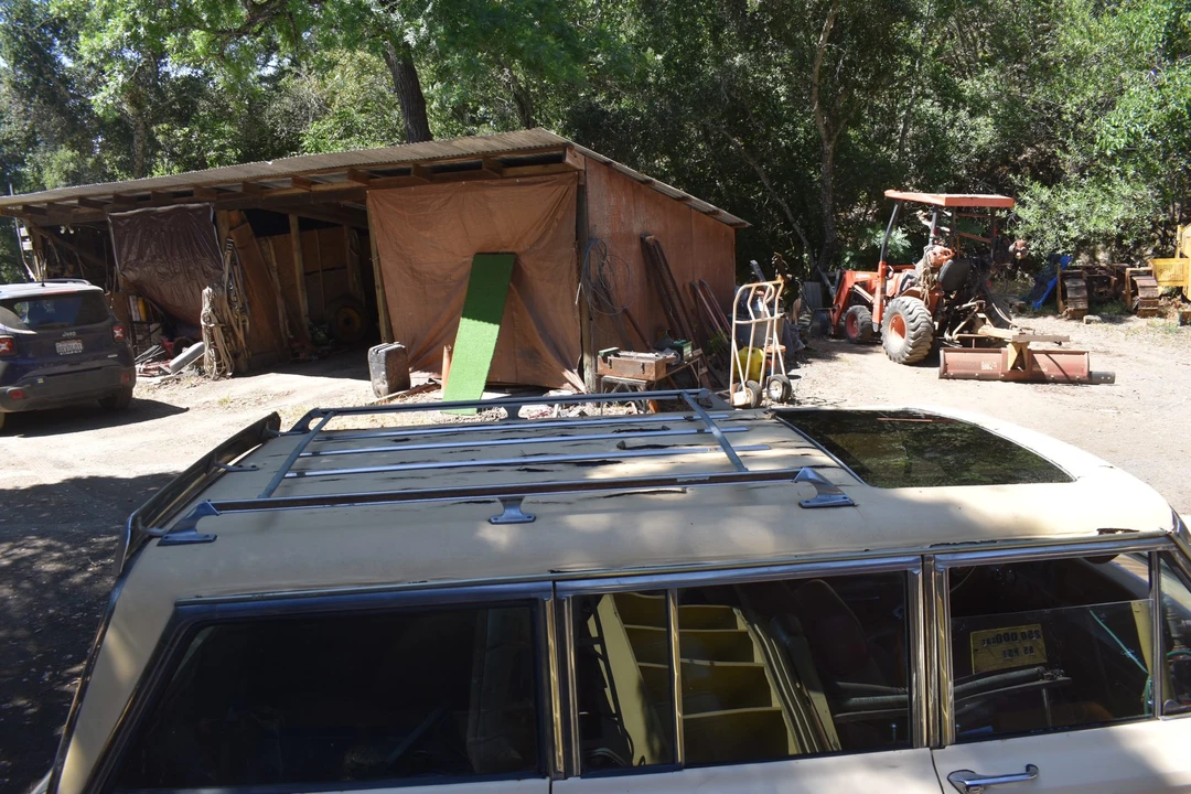 1982 Jeep SJ Wagoneer - Image 19 of 31