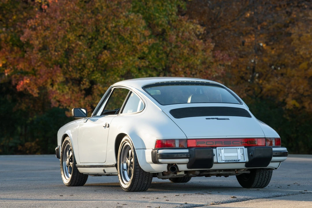 1982 Porsche 911 Carrera SC - Image 10 of 31