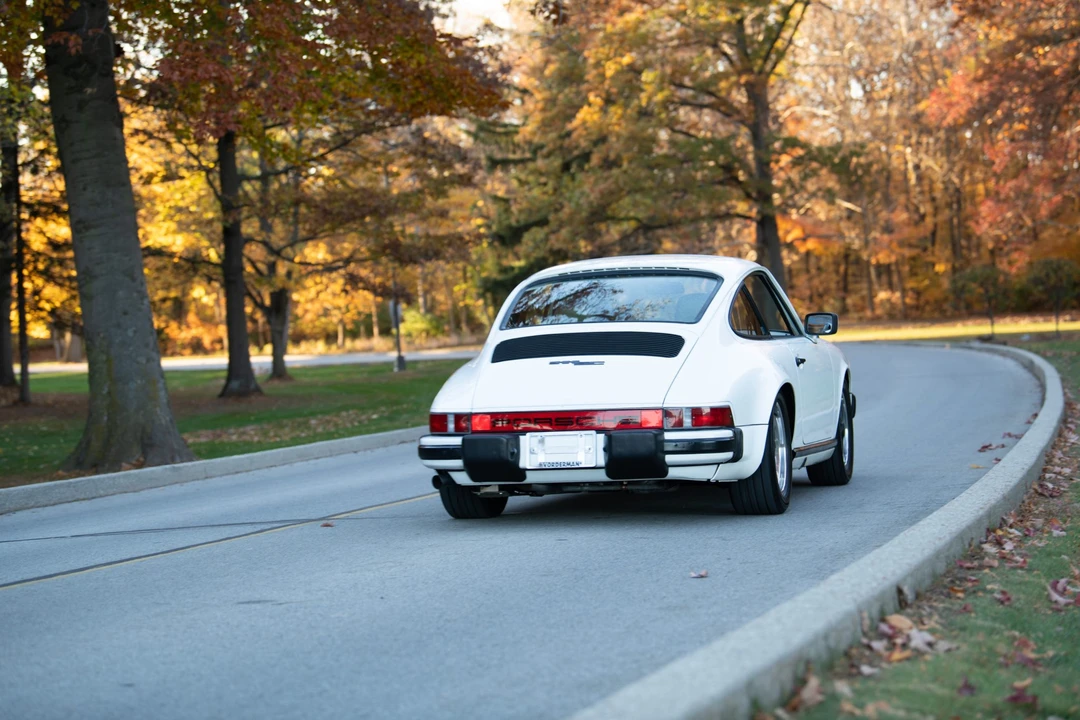 1982 Porsche 911 Carrera SC - Image 9 of 31