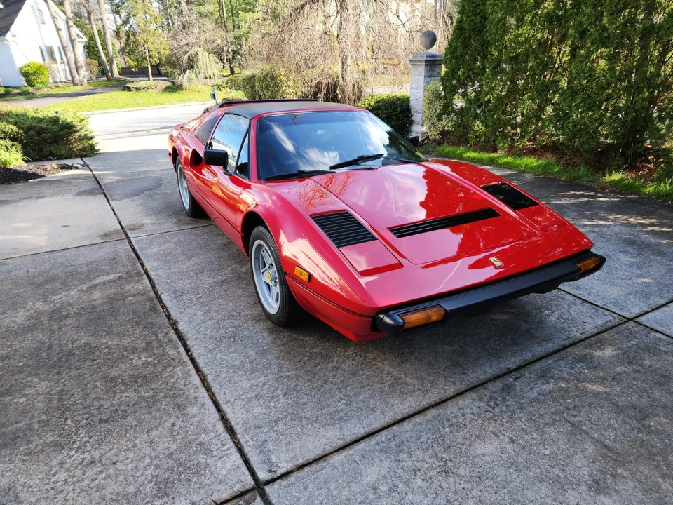 1985 Ferrari 308 GTS QV - Image 10 of 31