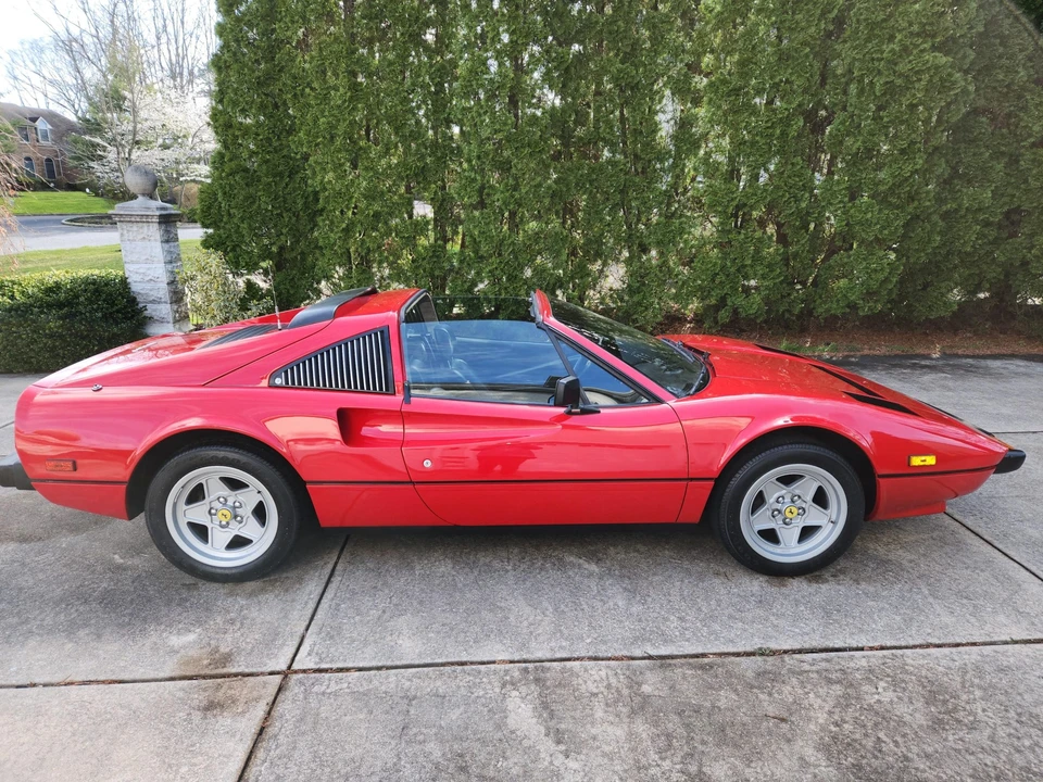 1985 Ferrari 308 GTS QV - Image 16 of 31