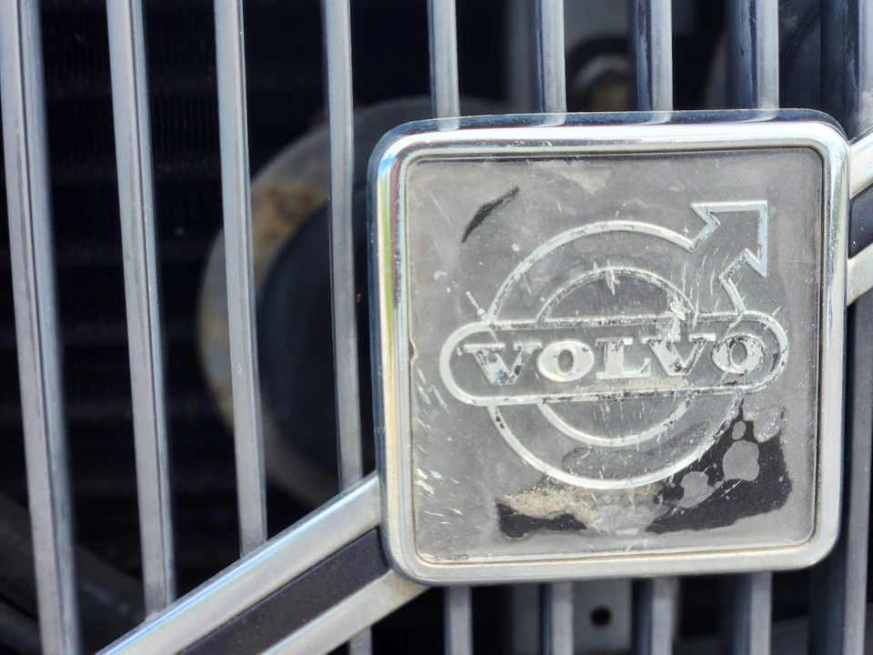 1990 Volvo 244 - Image 30 of 31