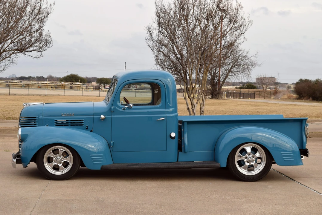 1941 Dodge T/V/W Series - Image 3 of 31