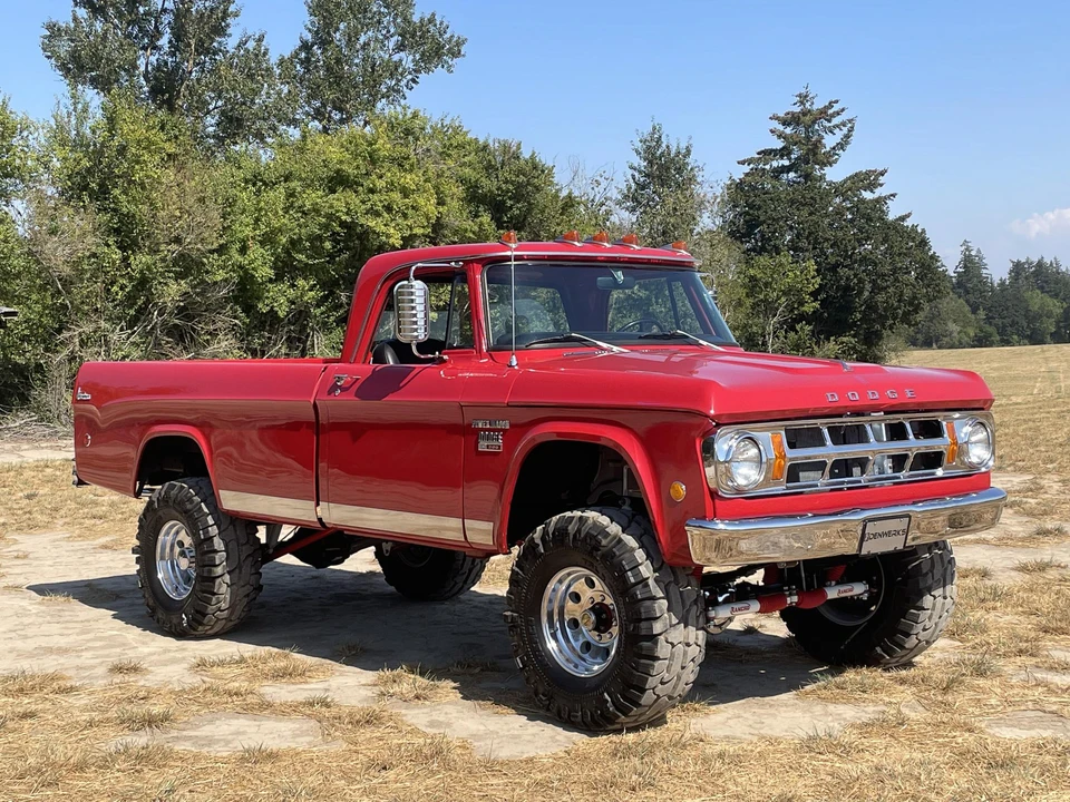 1969 Dodge Power Wagon - Image 10 of 31