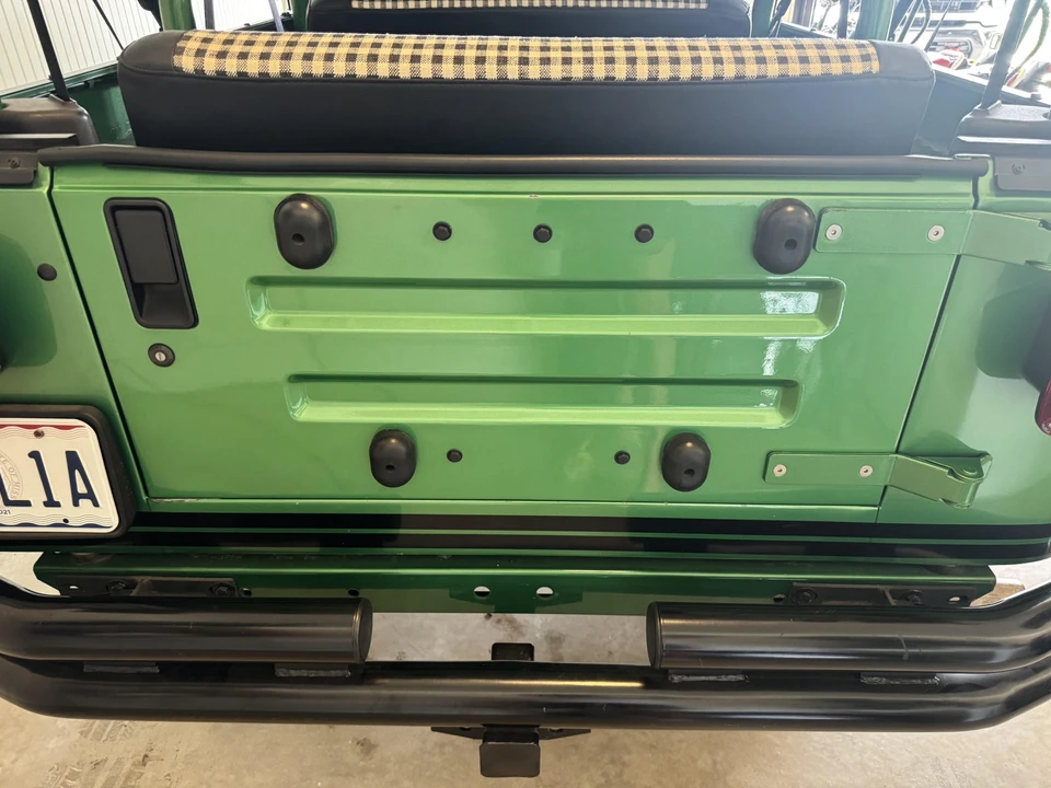 1982 Jeep CJ8 Scrambler - Image 16 of 31