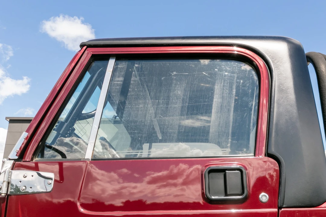 1982 Jeep CJ8 Scrambler - Image 10 of 31