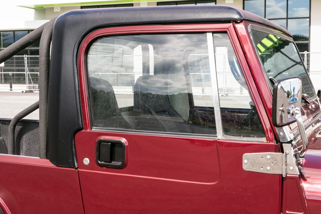1982 Jeep CJ8 Scrambler - Image 28 of 31