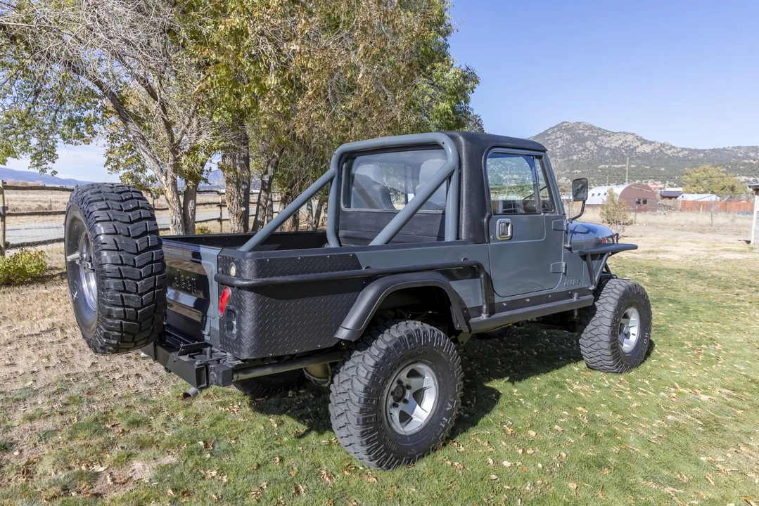 1983 Jeep CJ8 Scrambler - Image 17 of 31