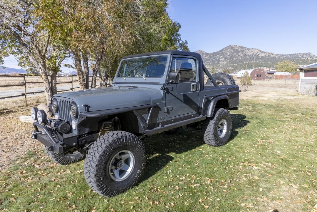 1983 Jeep CJ8 Scrambler - Image 4 of 31