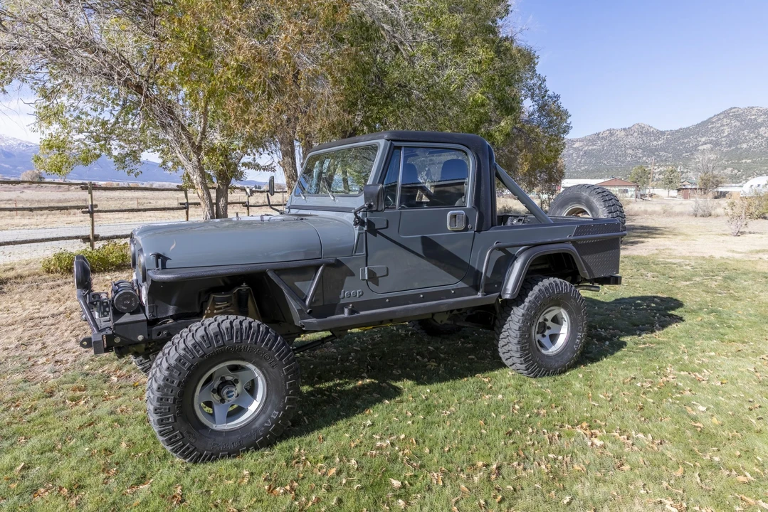 1983 Jeep CJ8 Scrambler - Image 5 of 31