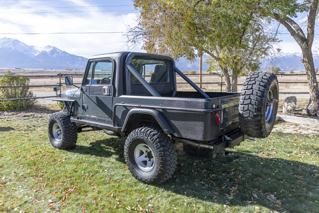 1983 Jeep CJ8 Scrambler - Image 11 of 31