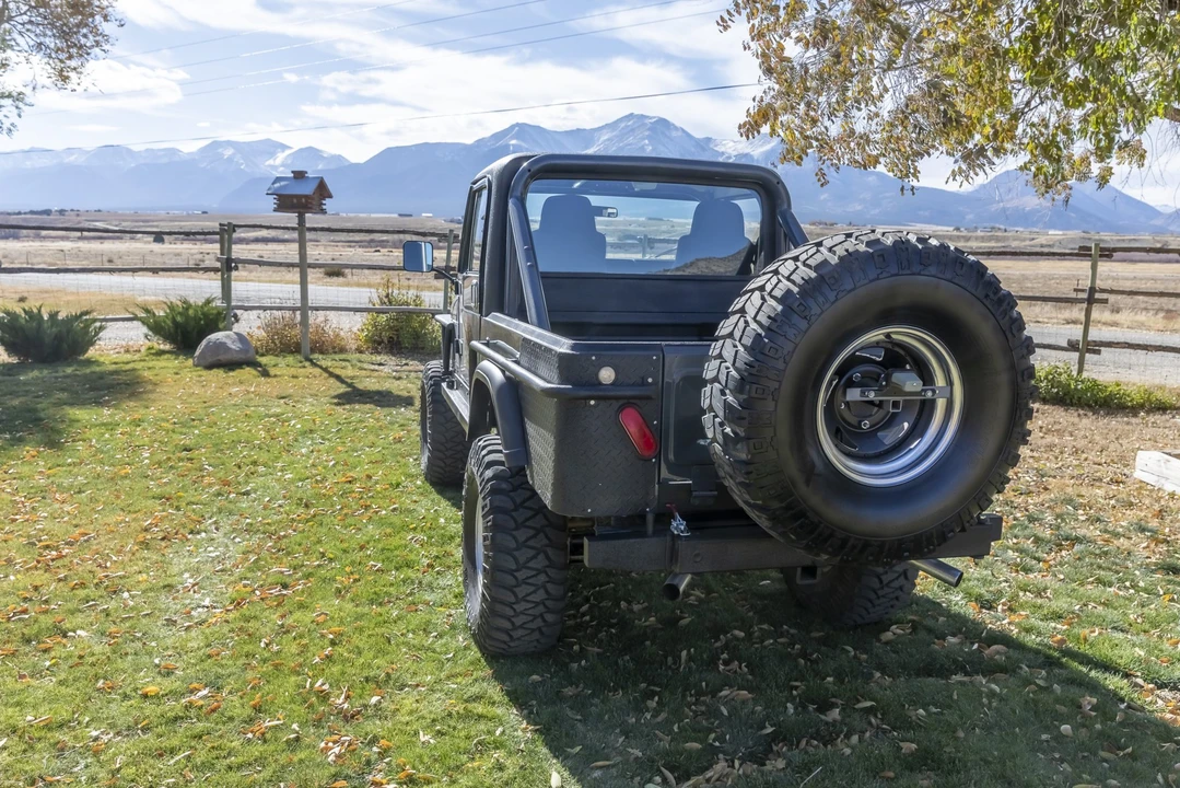 1983 Jeep CJ8 Scrambler - Image 14 of 31