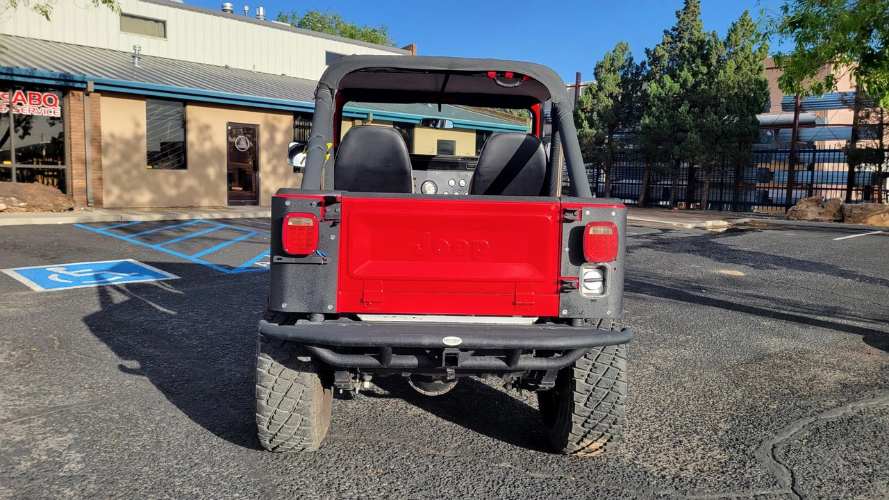 1985 Jeep CJ7 - Image 10 of 31