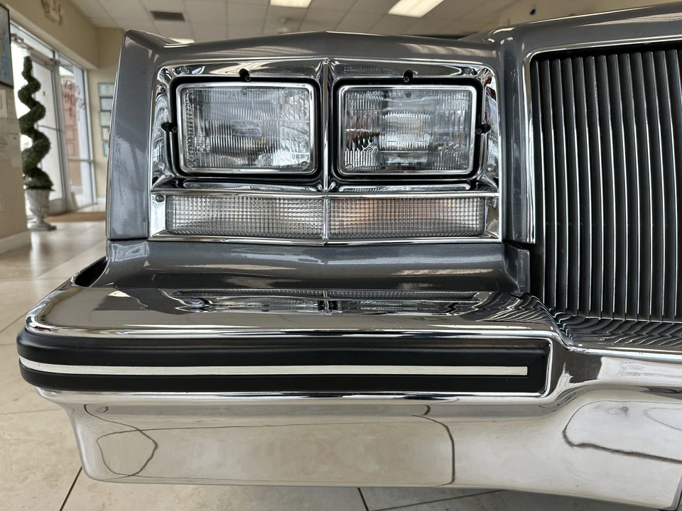 1985 Buick Riviera 4th-7th Gen - Image 21 of 31