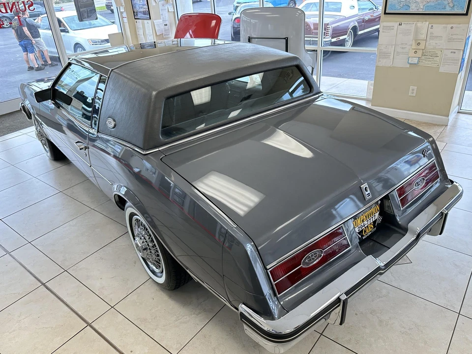 1985 Buick Riviera 4th-7th Gen - Image 7 of 31