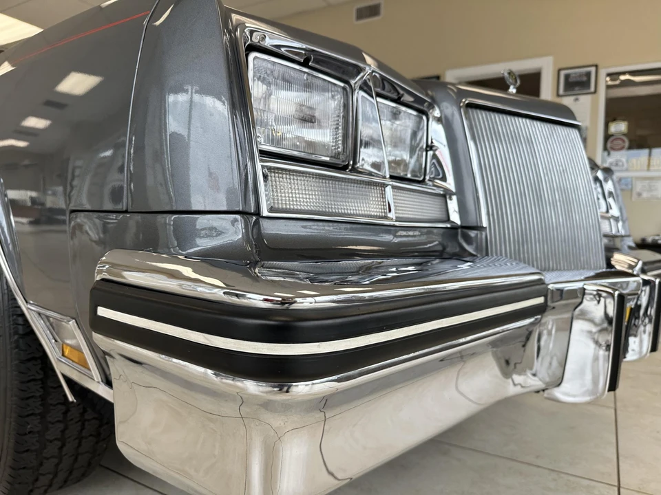 1985 Buick Riviera 4th-7th Gen - Image 17 of 31
