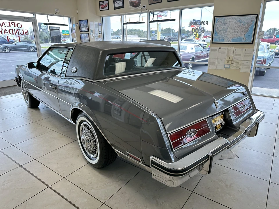 1985 Buick Riviera 4th-7th Gen - Image 6 of 31