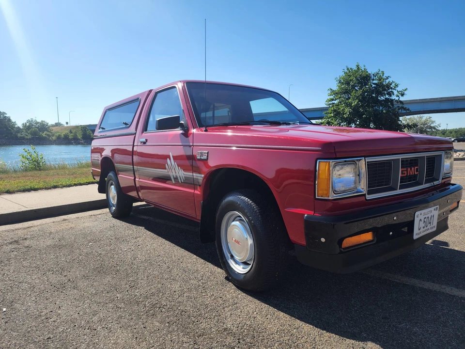 1989 GMC S-15/Sonoma - Image 8 of 31