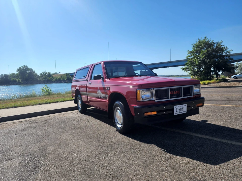 1989 GMC S-15/Sonoma - Image 7 of 31