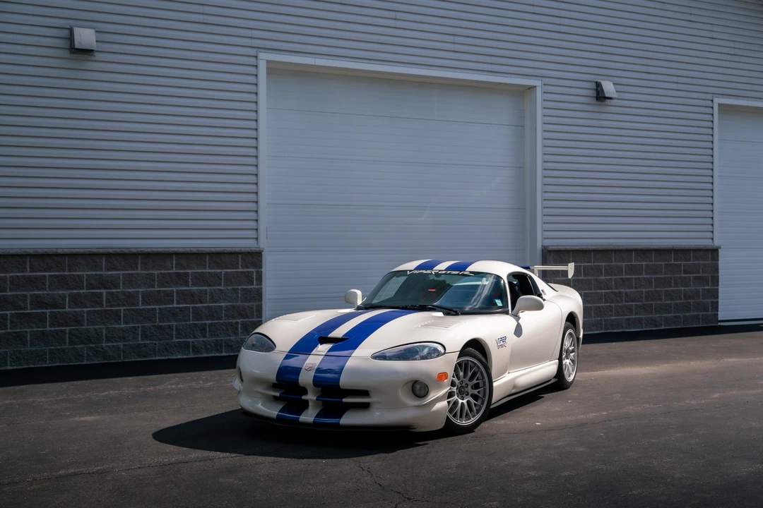 1998 Dodge Viper GTS 2nd Gen - Image 3 of 31