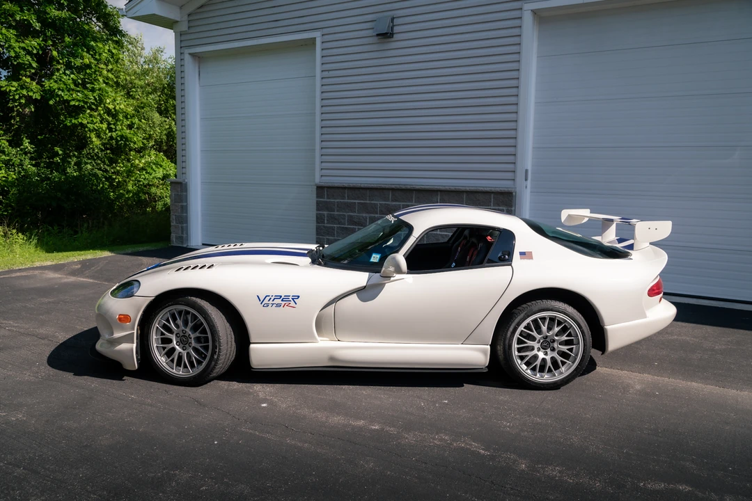 1998 Dodge Viper GTS 2nd Gen - Image 9 of 31
