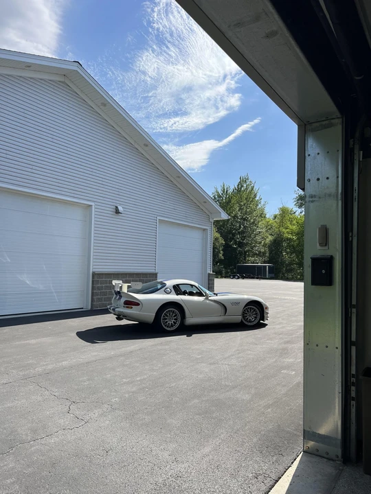 1998 Dodge Viper GTS 2nd Gen - Image 28 of 31