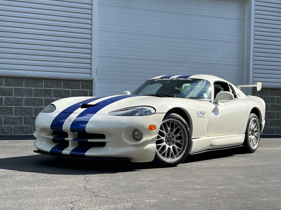 1998 Dodge Viper GTS 2nd Gen - Image 5 of 31