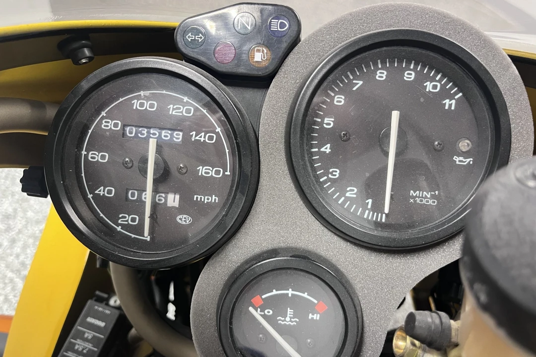 1999 Ducati 750 & 800 & 900 & 1000 - Image 4 of 6