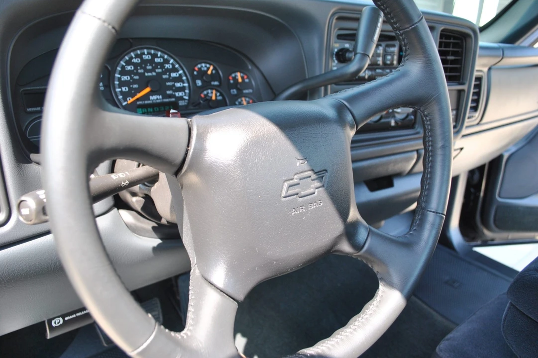 2000 Chevrolet Silverado 1st Gen - Image 5 of 7