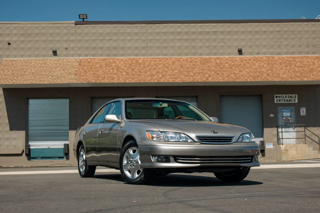 2000 Lexus ES 3rd Gen - Image 28 of 31