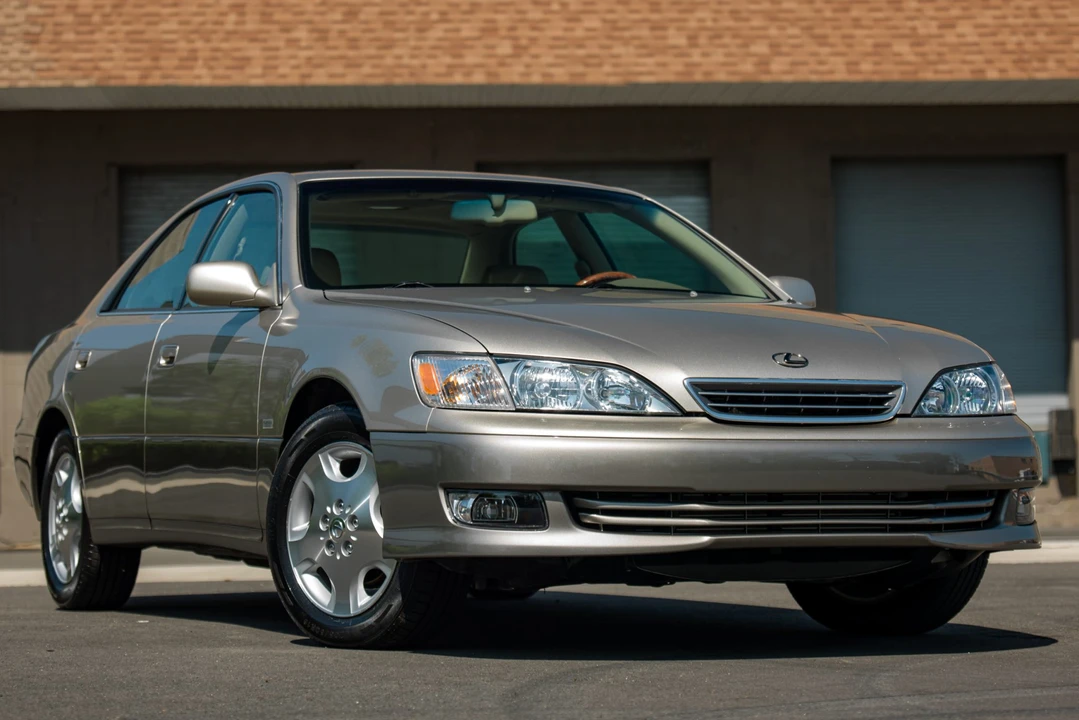 2000 Lexus ES 3rd Gen - Image 31 of 31