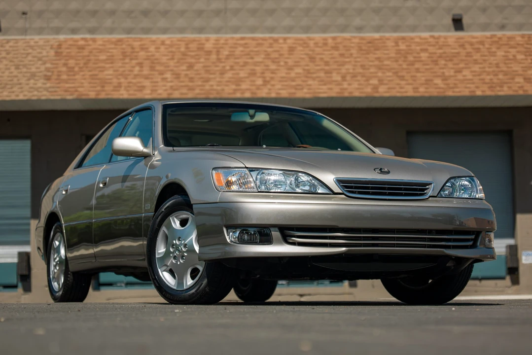 2000 Lexus ES 3rd Gen - Image 29 of 31