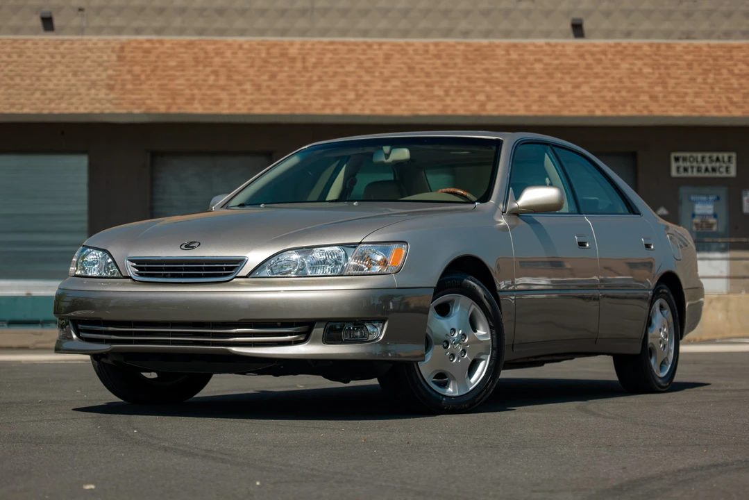 2000 Lexus ES 3rd Gen - Image 7 of 31