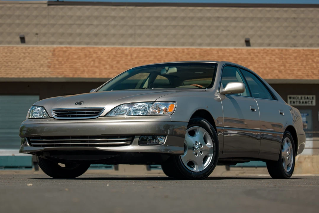2000 Lexus ES 3rd Gen - Image 8 of 31