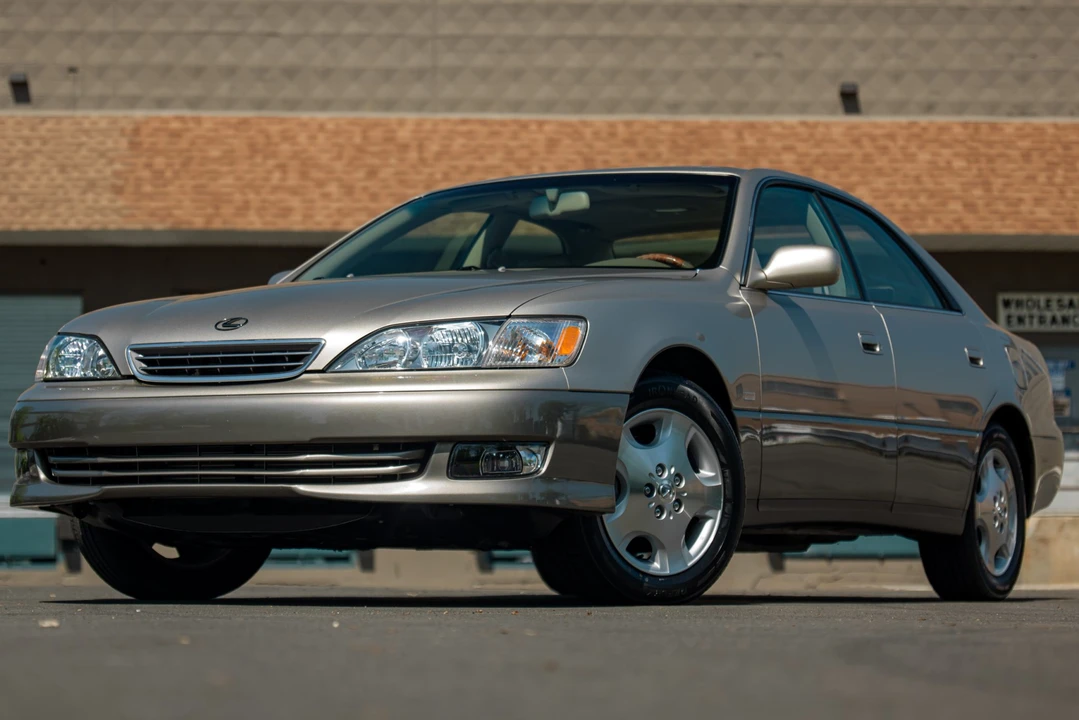 2000 Lexus ES 3rd Gen - Image 9 of 31