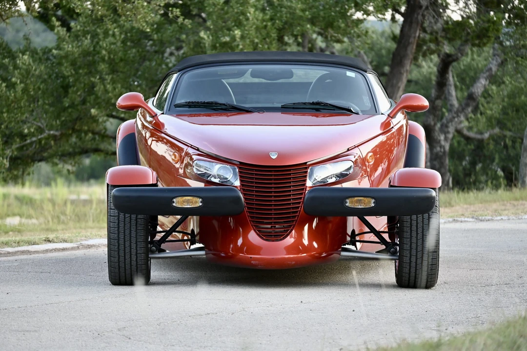 2001 Plymouth Prowler - Image 24 of 31
